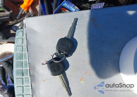 2005 Toyota Corolla Le from USA, damaged, VIN JTDBR32E152064729